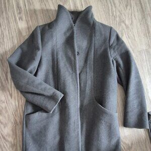 Wilfred- Aritzia Cocoon Wool Coat